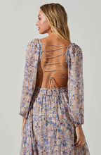 Load image into Gallery viewer, ASTR Kammy Dress