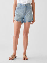 Load image into Gallery viewer, DL1961 Hepburn Shorts