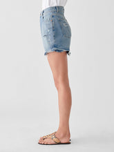 Load image into Gallery viewer, DL1961 Hepburn Shorts