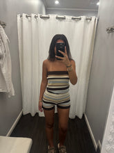 Load image into Gallery viewer, Multi stripe short set

