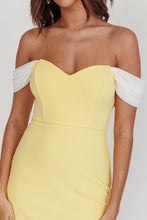 Load image into Gallery viewer, Two Toned Off Shoulder Maxi Dress
