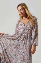 Load image into Gallery viewer, ASTR Kammy Dress
